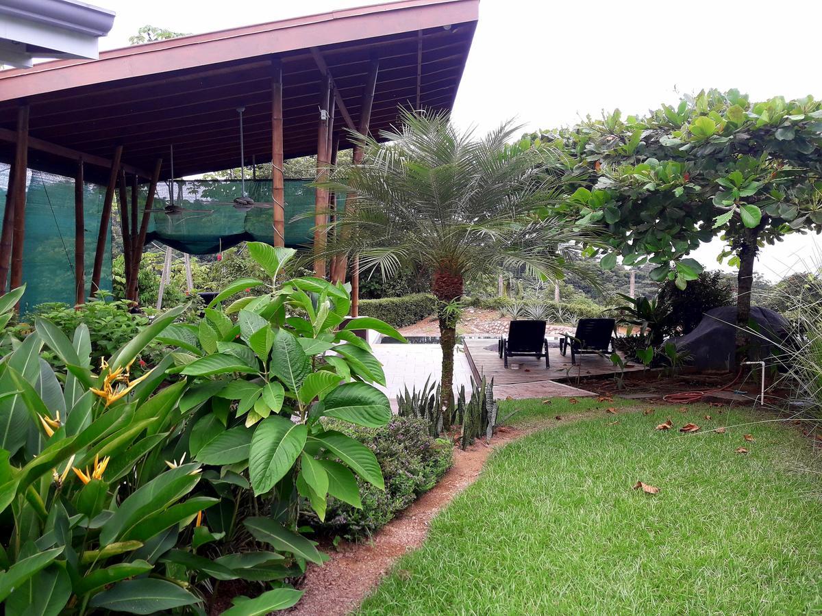 Eden Tica Lodge Uvita Exterior photo