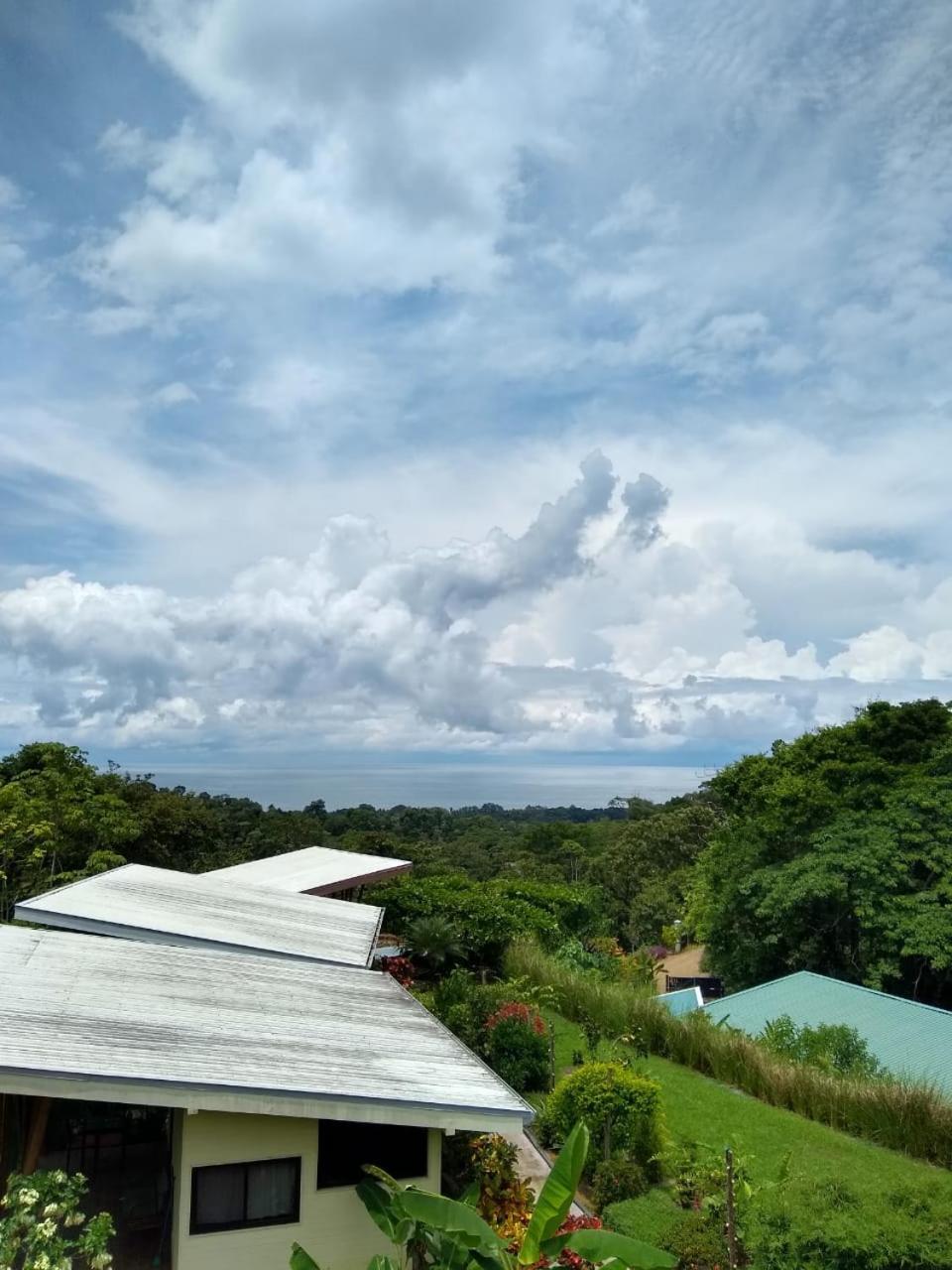 Eden Tica Lodge Uvita Exterior photo